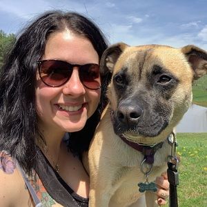 Meet your Posher, Angela